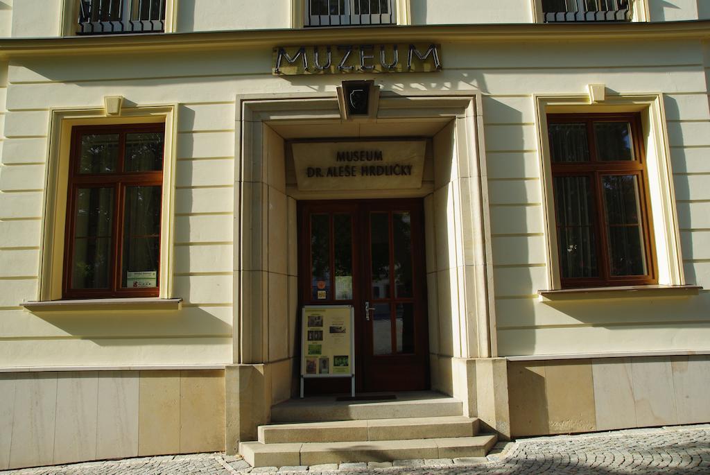 Hostel Humpolec Buitenkant foto