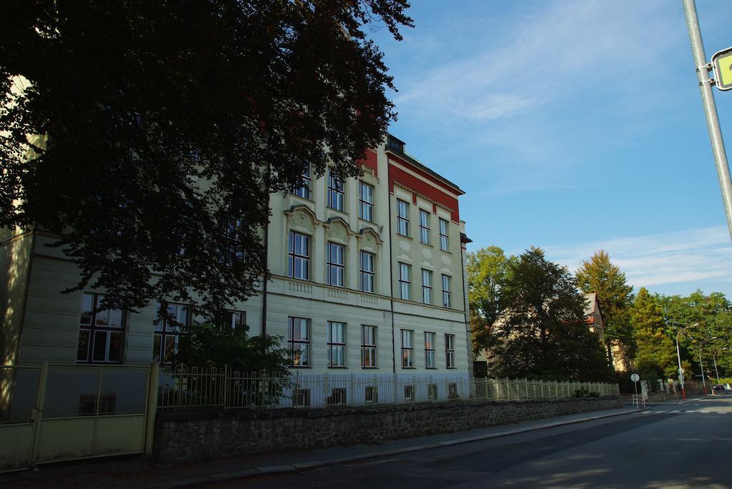 Hostel Humpolec Buitenkant foto